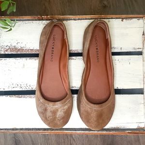 Lucky Brand Tan Flats Size 8.5